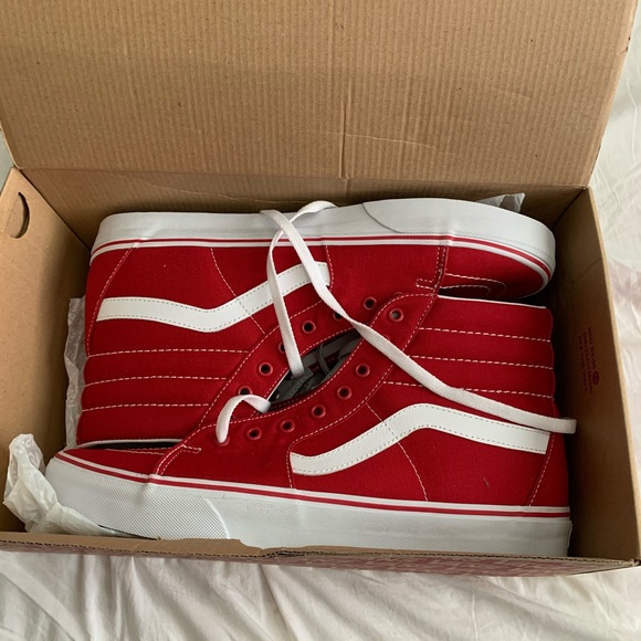 SOLD 🚨 - Picture 2 of 3